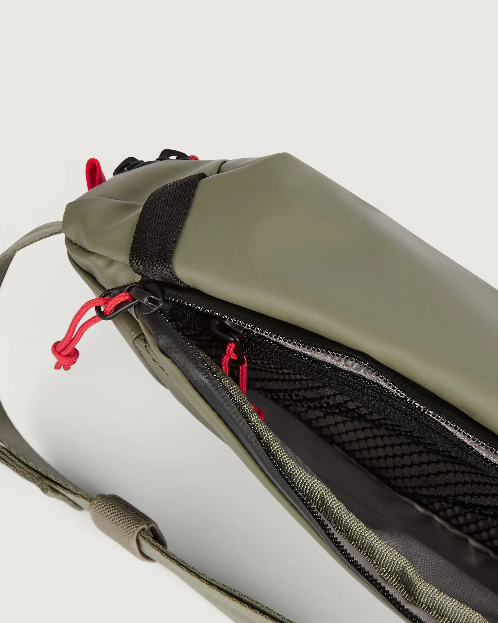Amphi Cross Body Bag - Beech