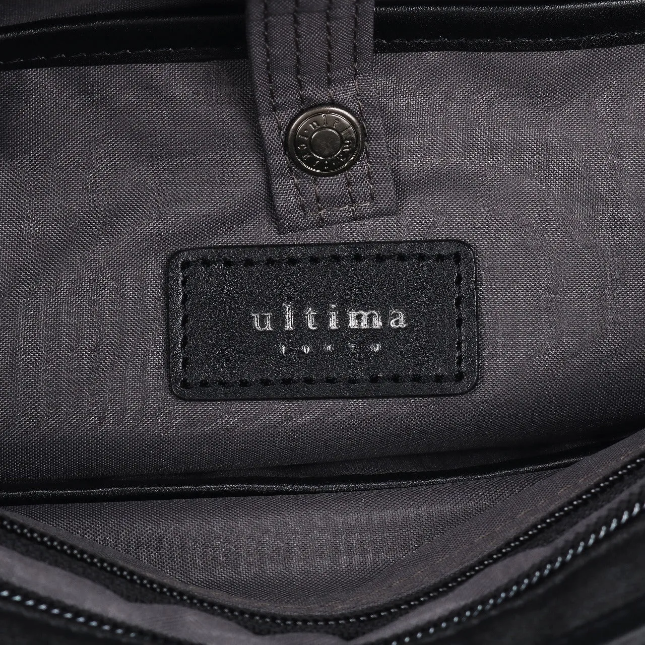 DINO Crossbody Type D